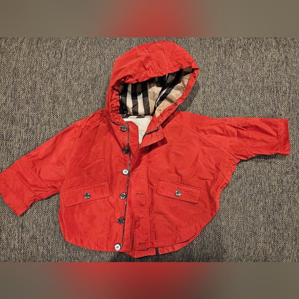Burberry kids poncho raincoat